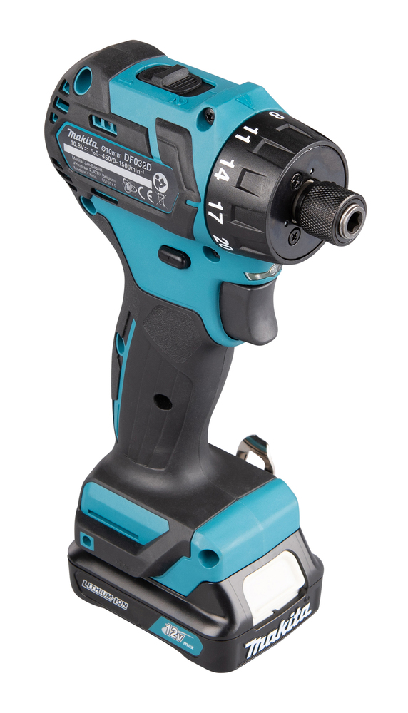 DF032D_C8R0 Akutrell
DF032D