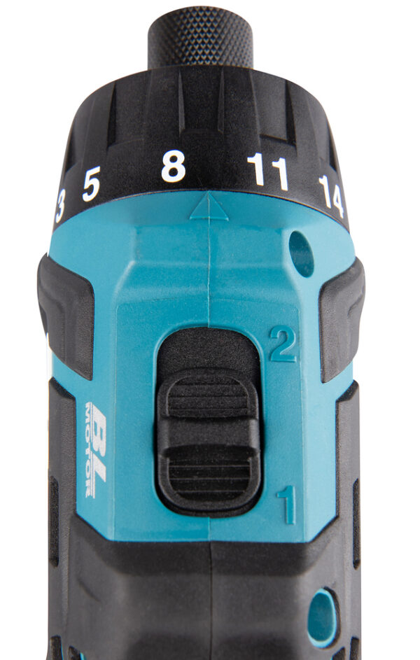 DF032D_F_001 Akutrell
DF032D