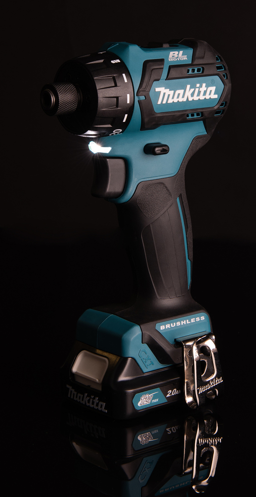 DF032D_F_003 Akutrell
DF032D