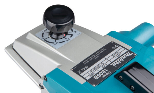 1806B_F_001 Höövel
1806B