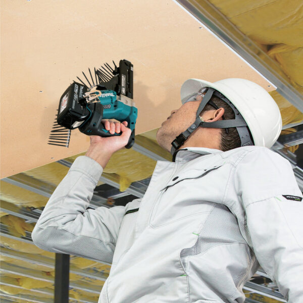 DFR452_D1CK Akulindikruvikeeraja LXT®
DFR452