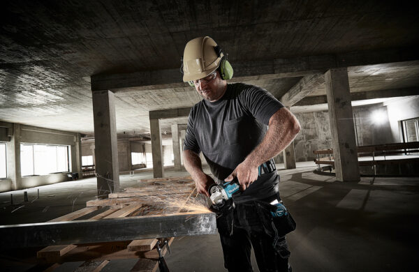 DGA506_D1CK_s03 Akunurklihvija
DGA506