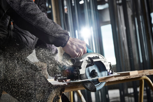 DHS660_D1CK_s02 Akuketassaag
DHS660