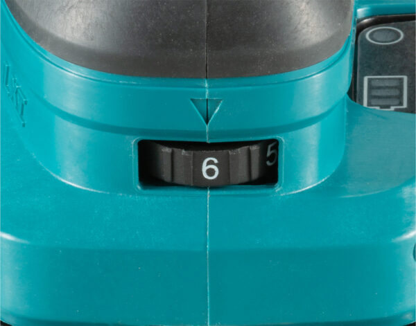 DPB183_F_004 Akulintsaag
DPB183