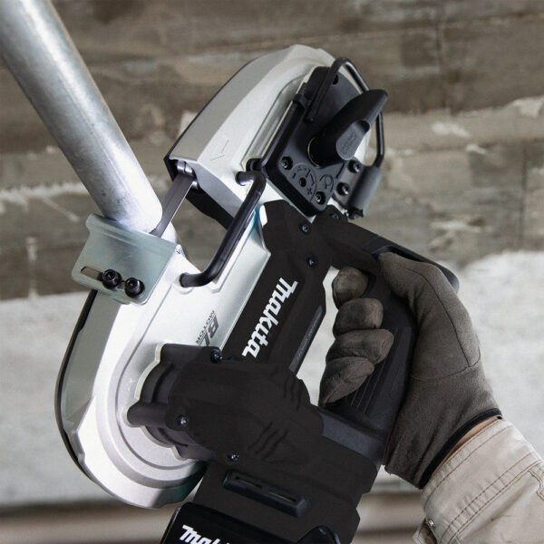 DPB184_D1CK_s01 Akulintsaag
DPB184