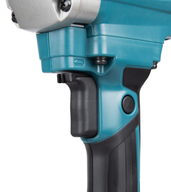 DS4012_F_002 Trell/ Segamismasin
DS4012