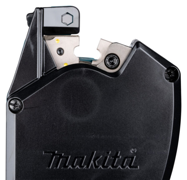 DSC102_F_001 Akuga keermelatilõikur
DSC102