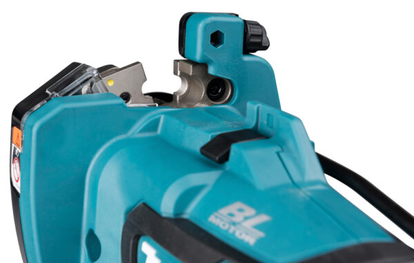 DSC102_F_005 Akuga keermelatilõikur
DSC102