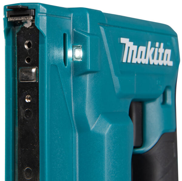 DST112_F_002 Akuklambrilööja
DST112