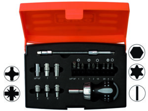 808050s-18 Lühikese narrega kruvikeeraja kmpl PH,PZ,TX,SL,HEX + padrunid 4-8mm 18osa