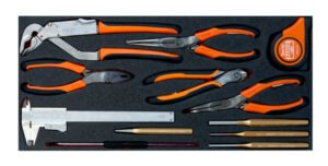 FF3A11 Lõike- ja liugühendusega tangid, näpitsad, tornid, nihik ja mõõdulint vahtaluses 12 osa tööriistakasti 1483K ha 1483KHD